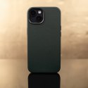 Nakładka Mag Leather do iPhone 13 Pro 6,1" ciemnozielona