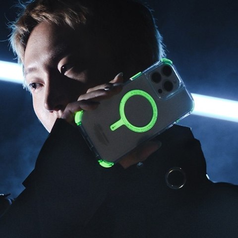 Skinarma etui Saido iPhone 16 Pro 6.3" Magnetic Charging zielony/green (niteglow)