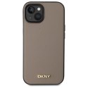 DKNY DKHMP15SPGHLME iPhone 15 6.1" beżowy/beige hardcase Grained Metal Logo MagSafe