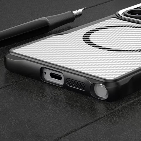 Nakładka Defender Carbon Mag do Samsung Galaxy S25 Ultra czarna