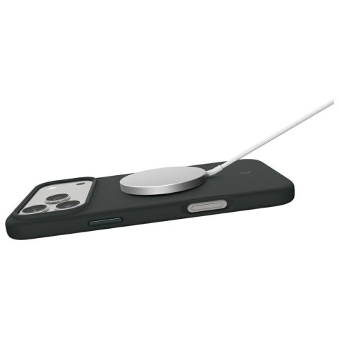 Etui Spigen Silicone Fit MAG MagSafe do iPhone 17 Pro Max zielony