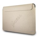 Guess Sleeve GUCS13PUSASLG 13" złoty /gold Saffiano Script